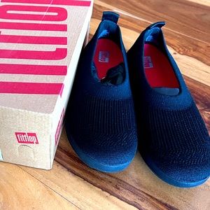 FitFlop Uberknit slip-on comfort. US 8.5, EUR 40